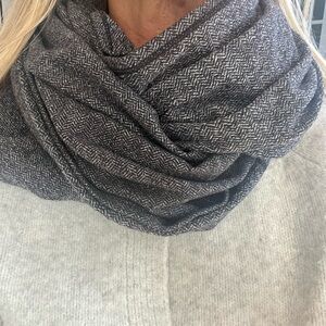 lululemon athletica Charcoal Gray wrap/scarf